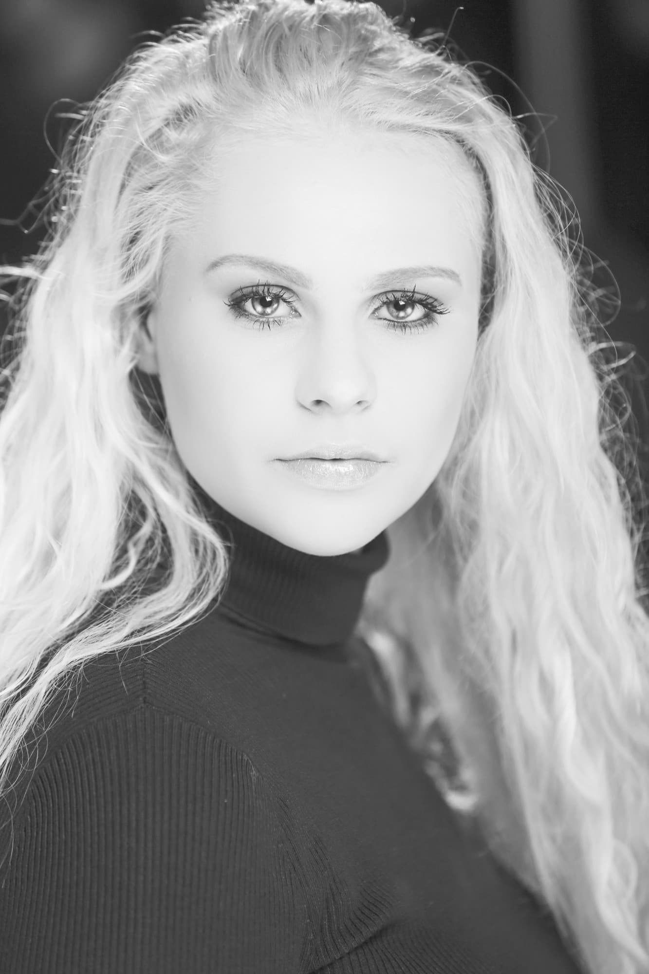 Miss Molly, Dance Teacher at Dance in Motion Academy