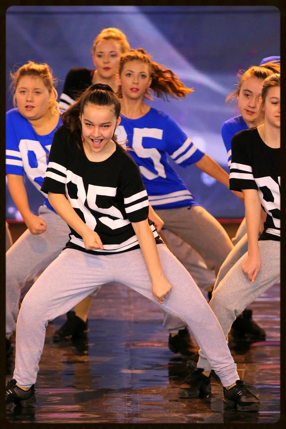 Street dance troupe in 85 jerseys