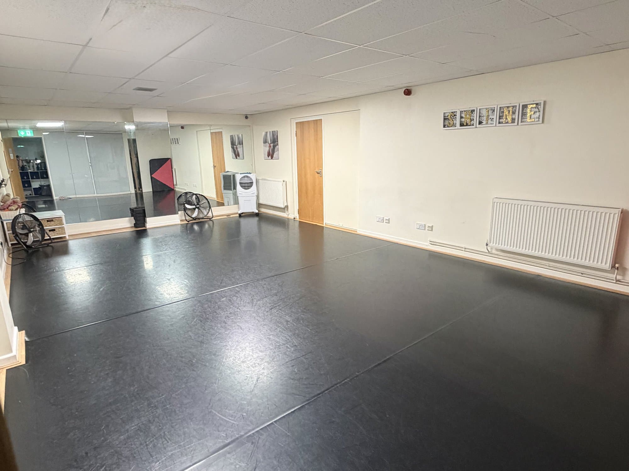 Studio 2 with semi-sprung floor, mirrors and ballet barre