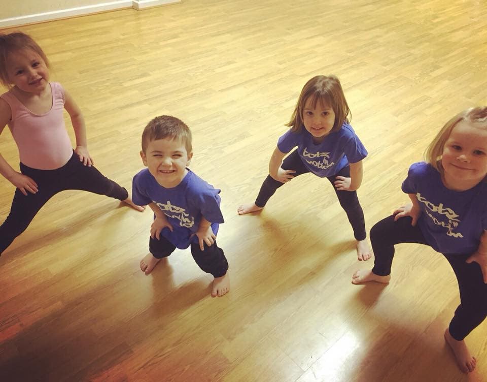 Totz in Motion preschool dancers in the studio